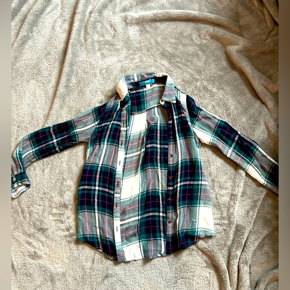 Pink, teal, purple and white plaid button up| LOVE THIS SHIRT|